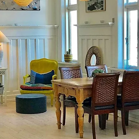 Sandvig Havn Аллинге