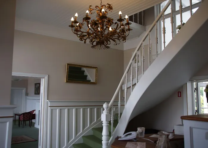 Hotel Sandvig Havn 2*